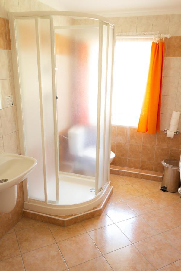 Motel Velky Rybnik Dehtare  エクステリア 写真